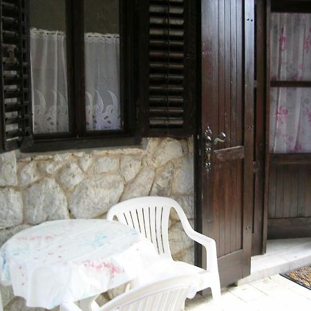 Apartment Perkovic Jadranka Kornic Exterior photo